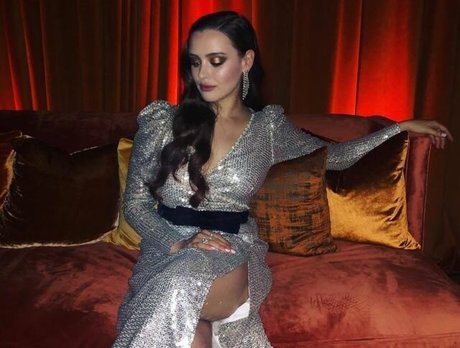 Katherine Langford model pornographic pic