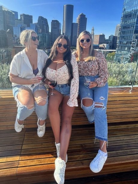 Jenn M hd actress pic