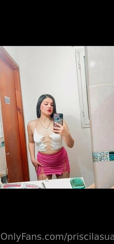 prisuarezx star nude photos