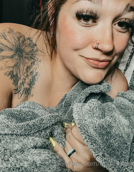 idaho mylf model nude images