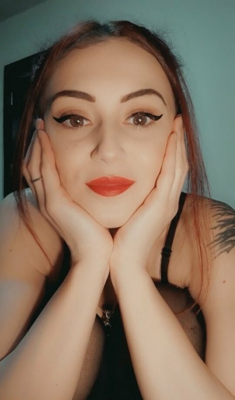 evabanefree top actress image