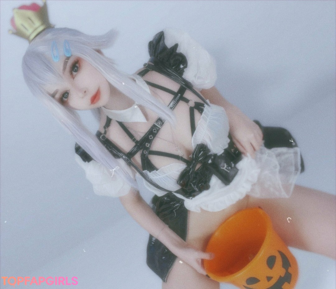 kamkamuwu pornstar erotic pictures