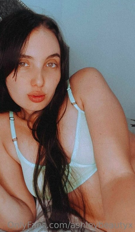 ashleybeautyx star nude archive