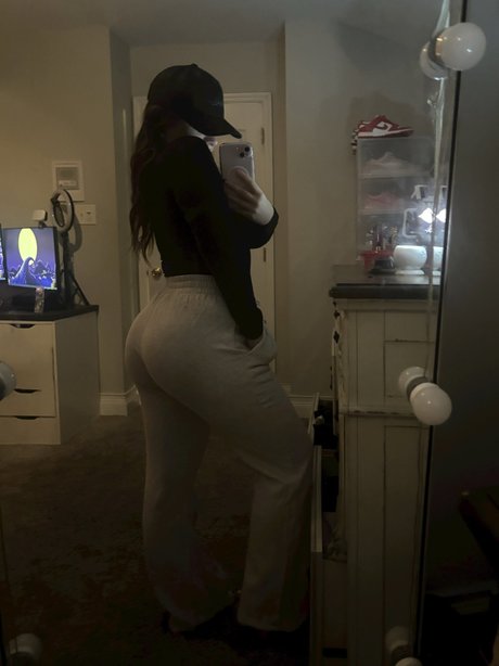 Abgxlina nice actress picture