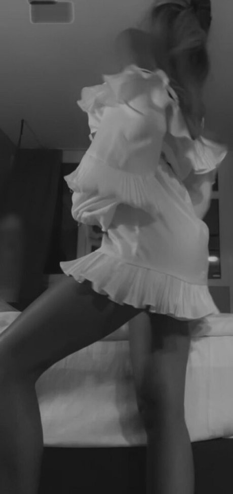 sashashhh art star pics