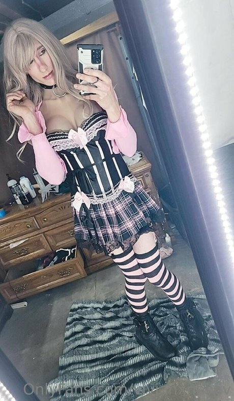 vivianxnaiviv pornstar xxx photo