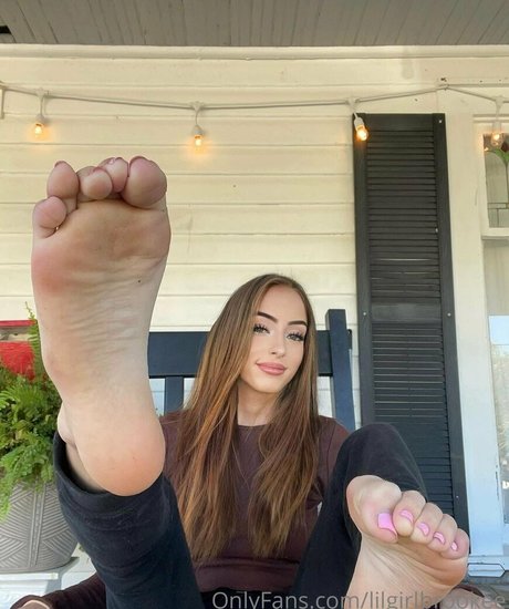 lilgirlbrookee model sex picture