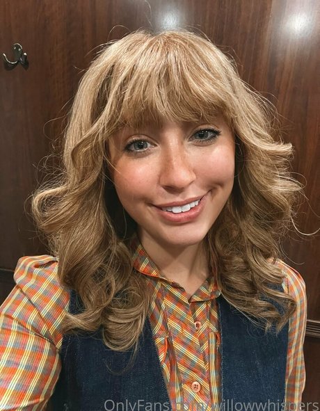 willowwhispers pornstar nude gallery