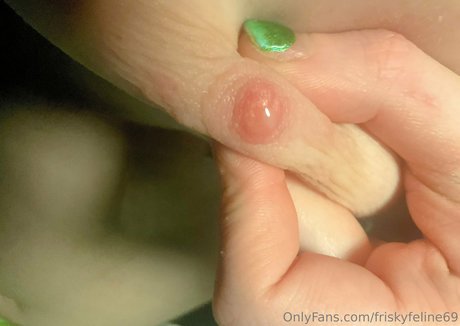 friskyfeline69 pornstar pretty images