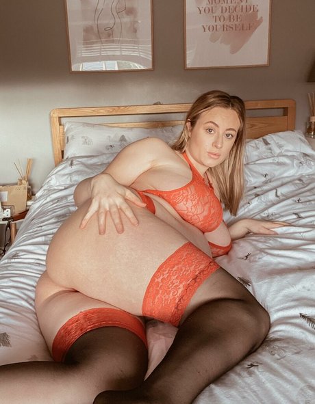 Bobbie Ann beautiful model pics