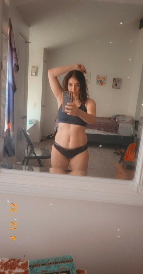 brunette beauty86 top pornstar pic