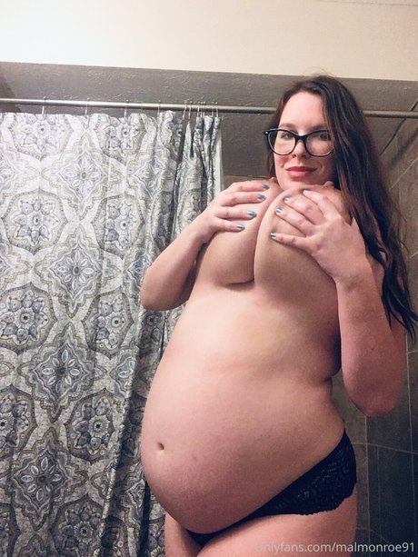 mal monroe nudes model galleries