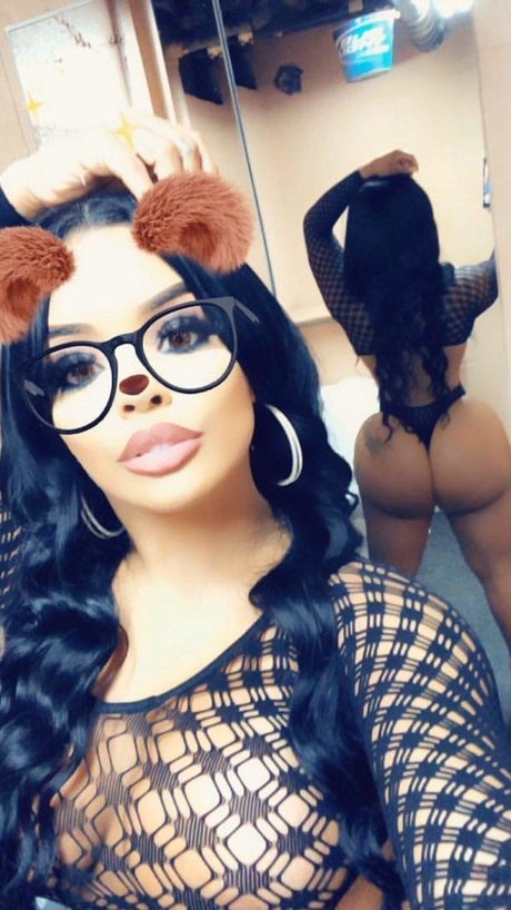 stephbad nude model archive