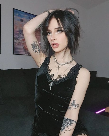 Cata leyah model xxx img