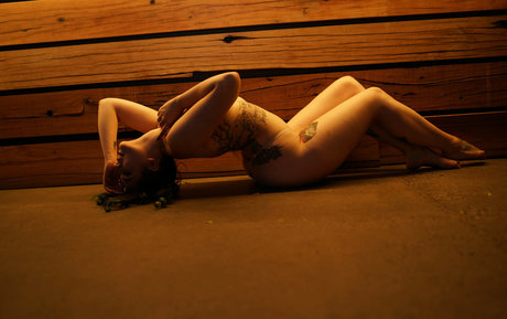 Ava Twitchling perfect model archive