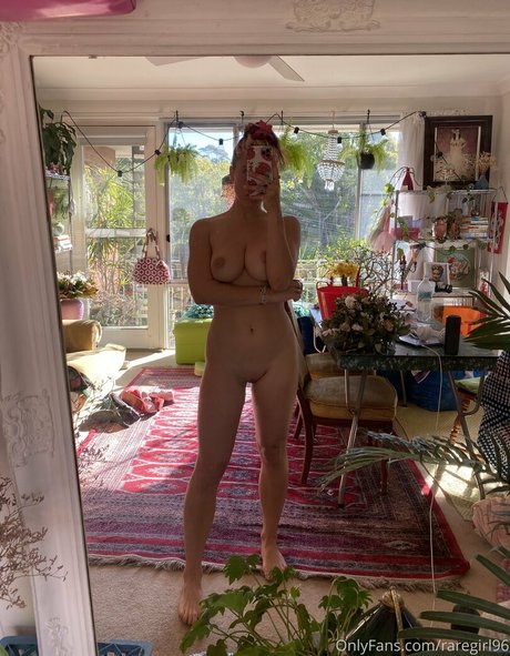 Raregirl96 nude model gallery