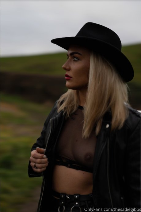Sadie Gibbs hd pornstar picture