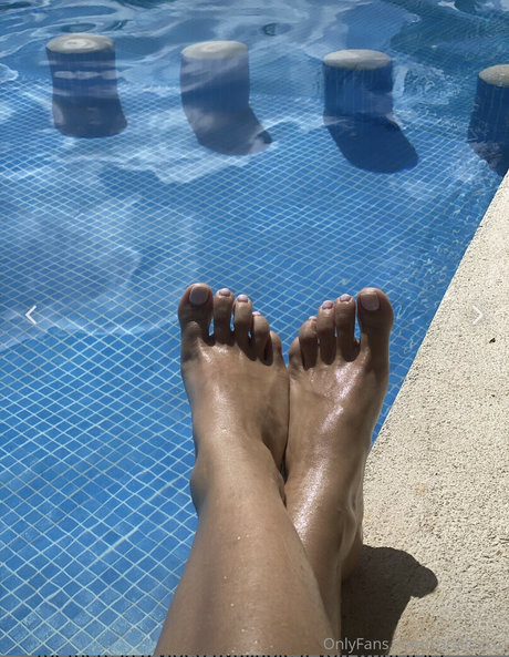 Coralitaxxo model art archive