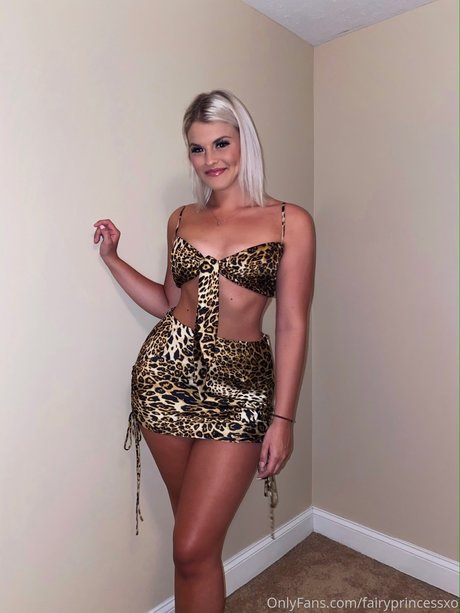 Fairyprincessxo model sex gallery