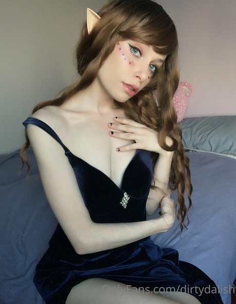 DaintyDalish nude star photos