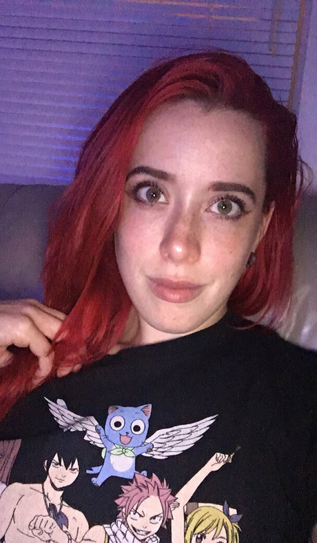 Scarlet Moon perfect star photos