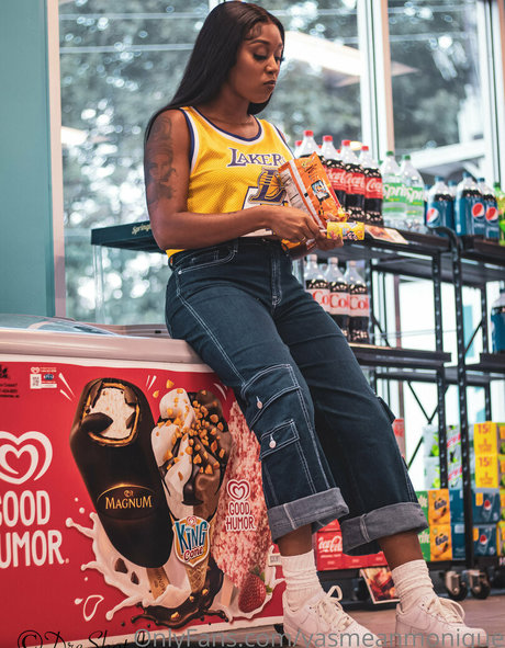 Yassssssss pornographic model image