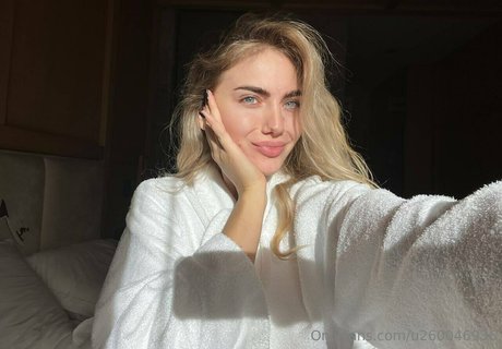 eva e sex model pics