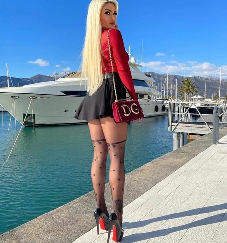 Jelena Unikat high quality model photos