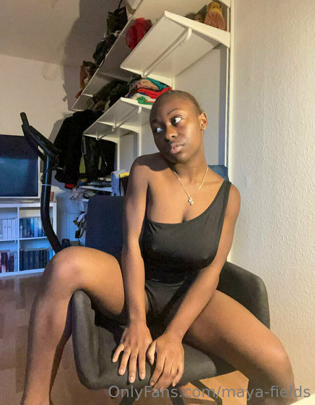 Maya fields pretty model photo