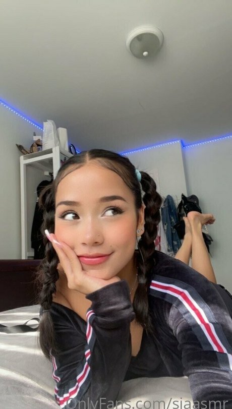 siaasmr nude star img
