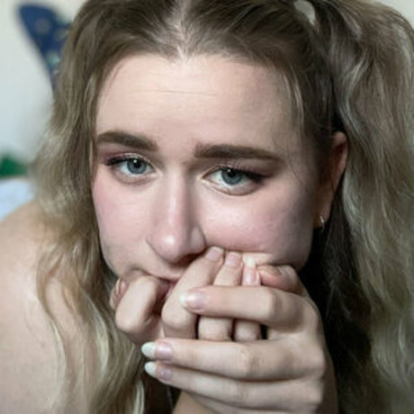 amarawaters hot actress pic