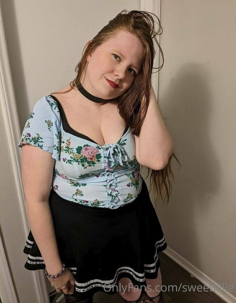 sweetlillie star sexy images