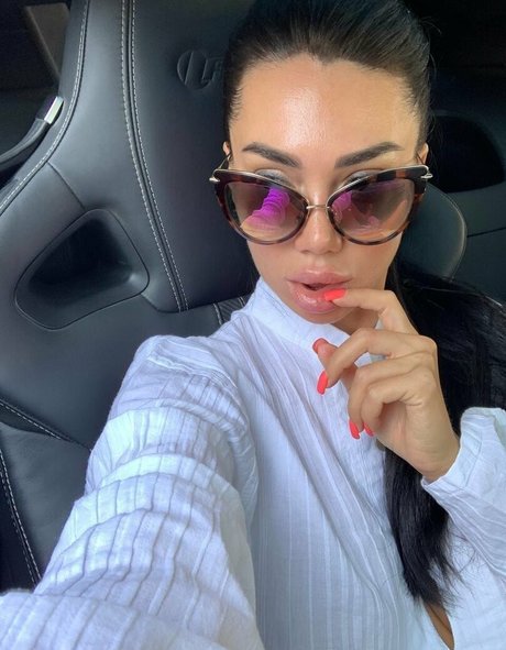 Sexy Alisa model pornographic pic