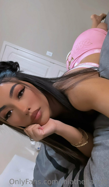 miathebandit model nudes gallery