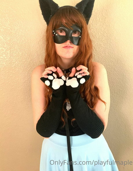 playfulmaple sexy pornstar photos