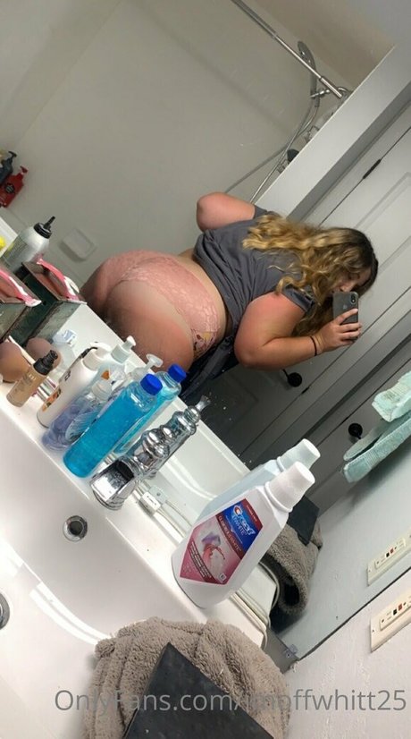 imoffwhitt25 star sexy pics