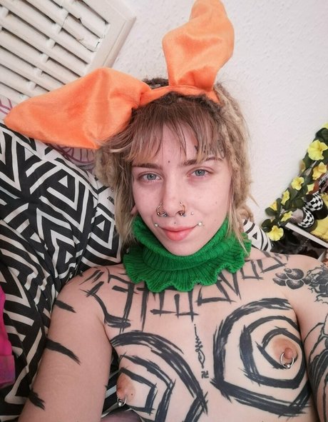 bisexual onlyfans hot nude img