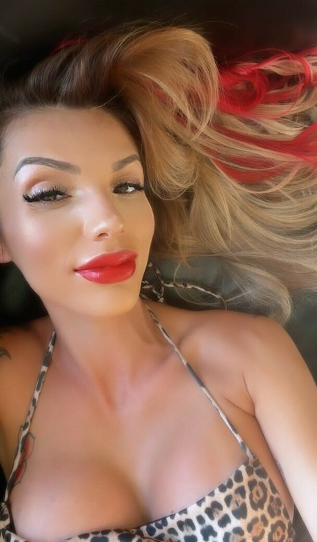AnniGRC pornstar naked galleries