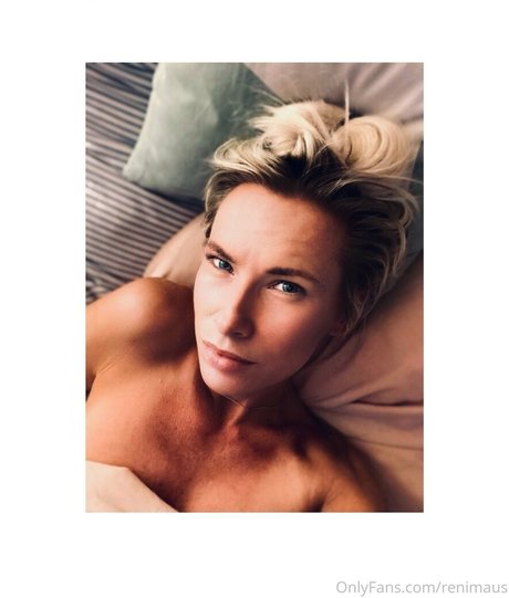 loveislove01 pretty star img