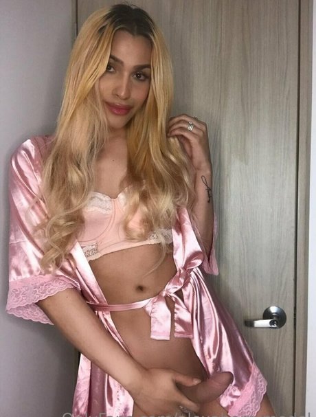 alexandrasilez model art picture