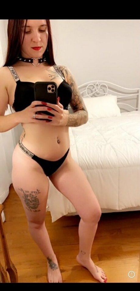 18 free onlyfans adult pics