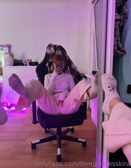 Goddess Kira star high quality image