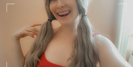 daphnebubblefree high quality actress picture