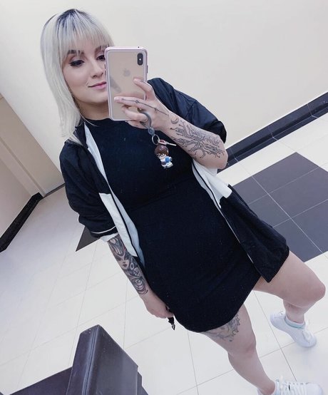 Riyuuka sexy pornstar photo