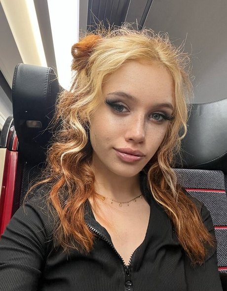 Seckooh sexy pornstar pictures