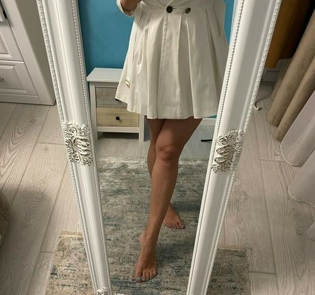 Ella Mom pornstar art picture