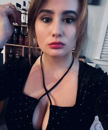 LillyBehave high quality actress images