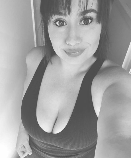 LillyBehave pornstar pretty photo
