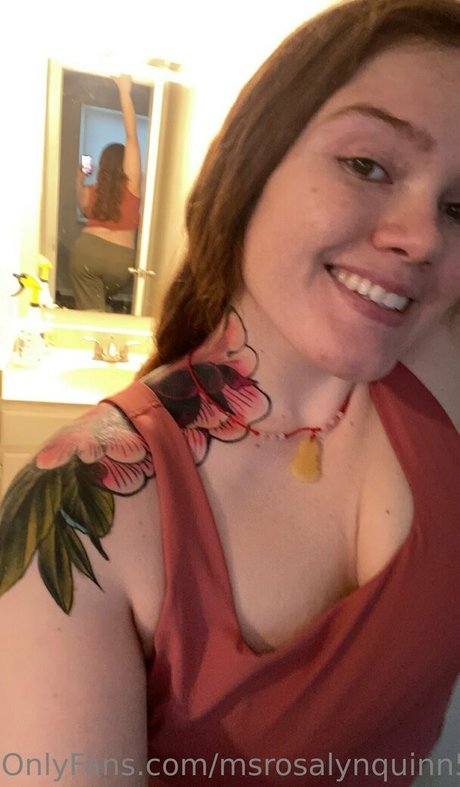 msrosalynquinn555 erotic model pic