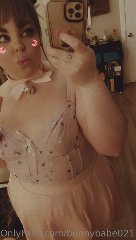 bunnybabe021 adult model pic